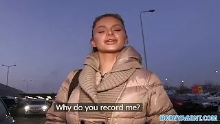 Elegant blonda fututa filme porno cu blonde flocoase de un tip de apel