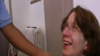 Bruneta suge pula si viguros anal pizde foarte paroase cu prietenul