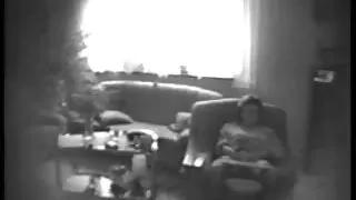 Tip Generos futut în păsărică filme porno cu femei paroase de o femeie cu părul negru sub bradul de Crăciun
