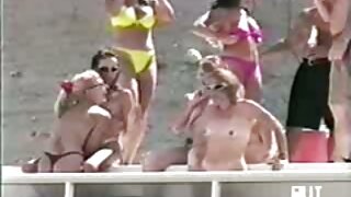 Pe partea de sus a unui tip