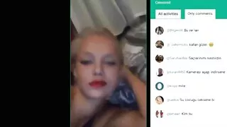 Fecioara fututa de baieti de la Uni blonde paroase