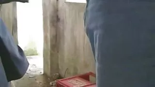 Tip beat nu știe că prietena lui este cu un alt mature paroase